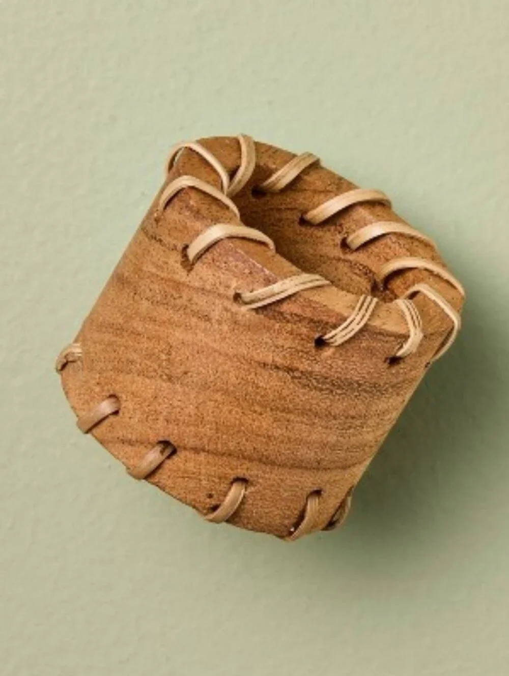 Set Of 4 Carved Edge Napkin Rings Hearth & Hand With Magnolia